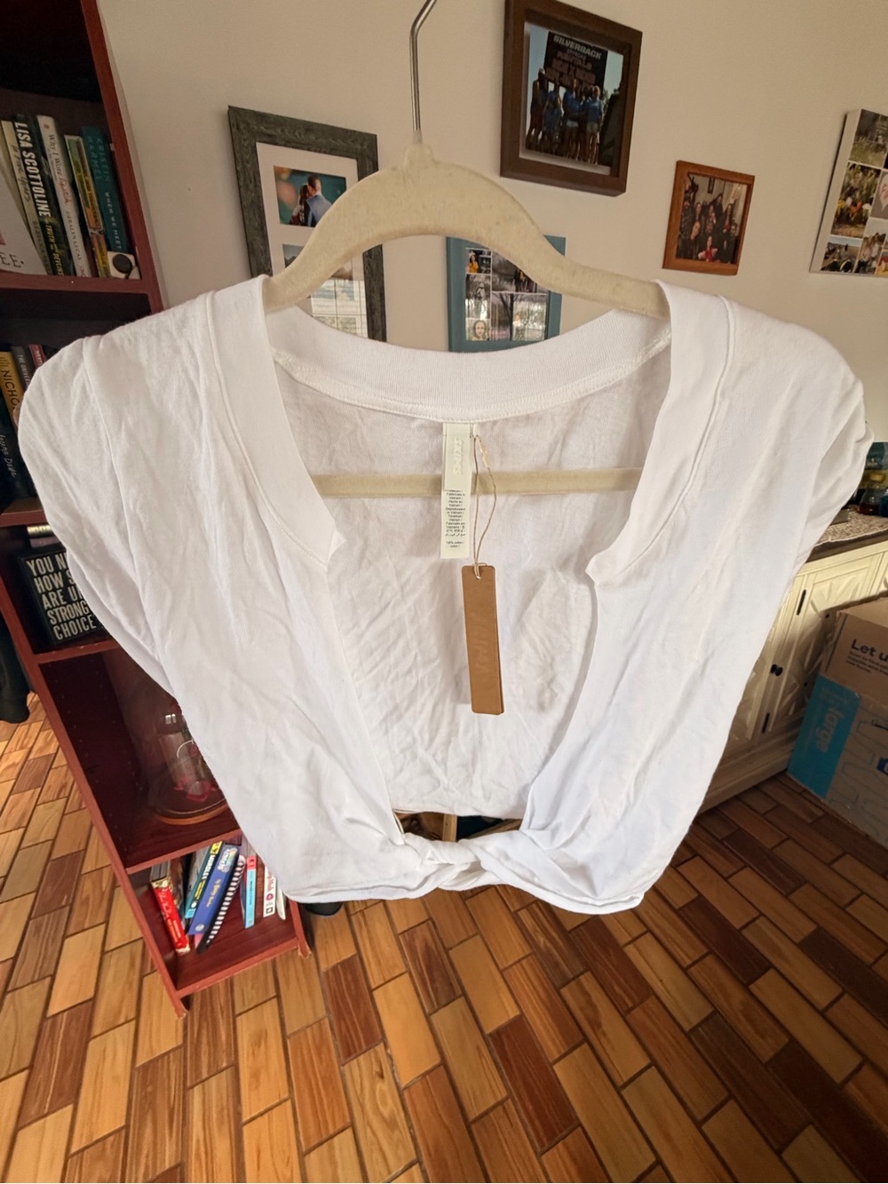 SKIMS White Knot-Front Crop Top
